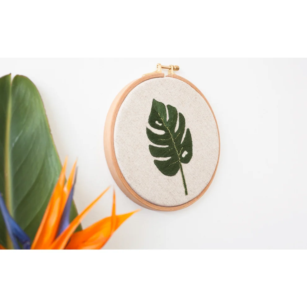 Nice to Have - Needlework -  Monstera Frame