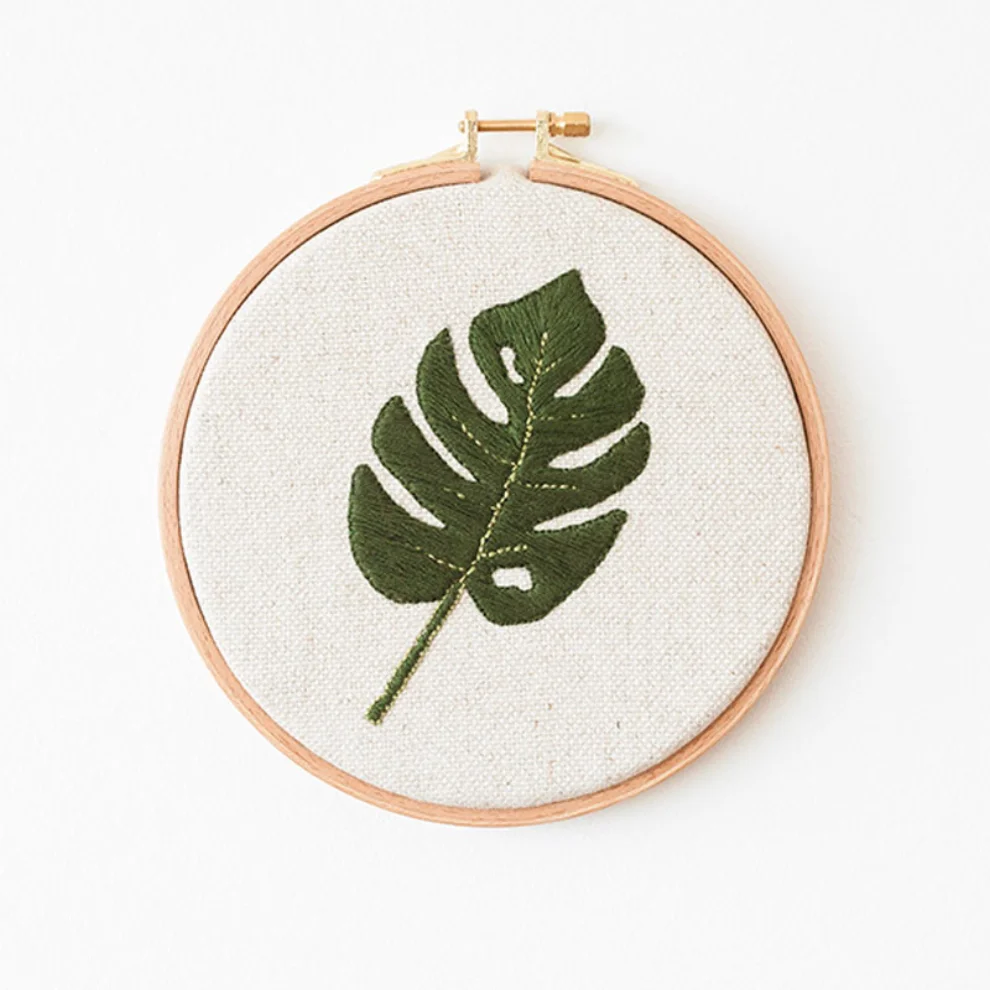 Nice to Have - Needlework -  Monstera Frame