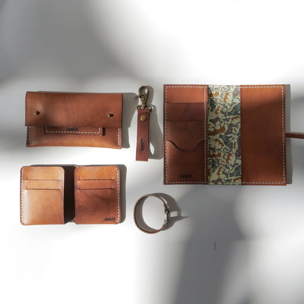 Sakin Leather	 - Tobacco Pouch