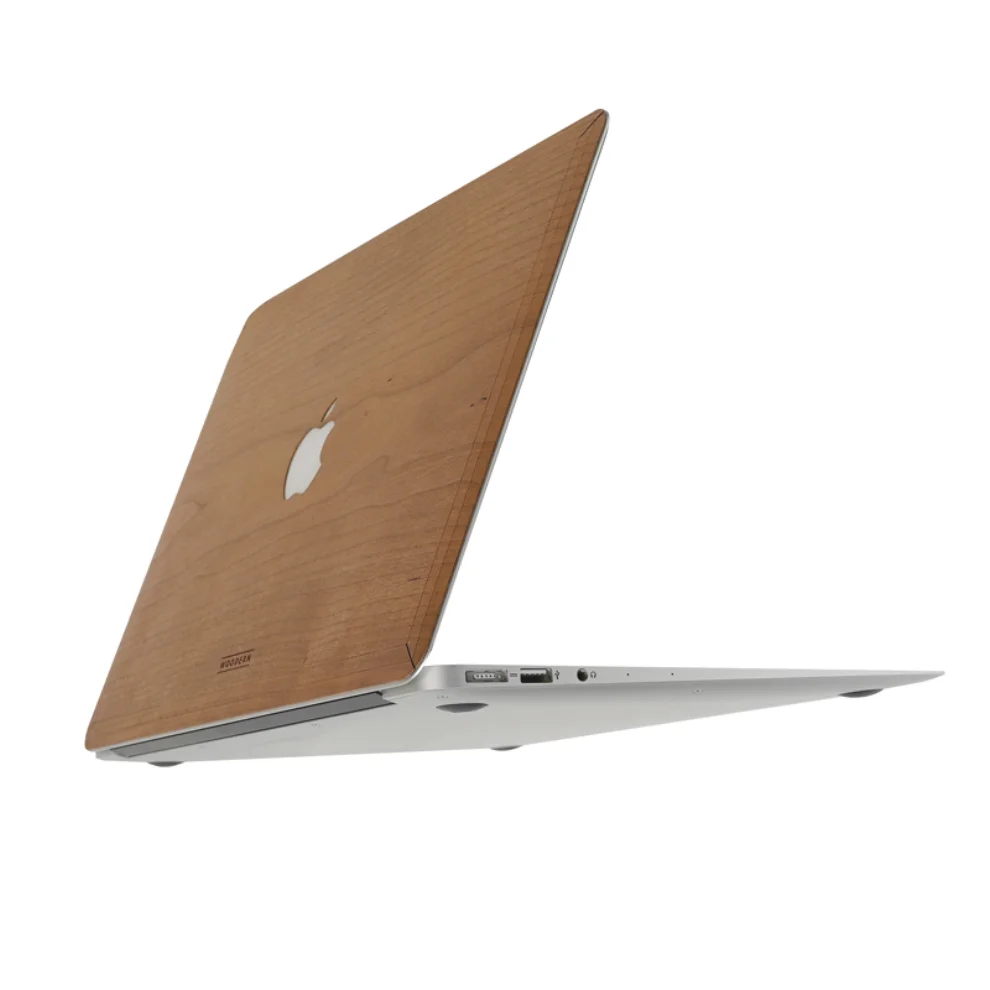 Woodern Co.	 - Cherry MacBook Pro Cover