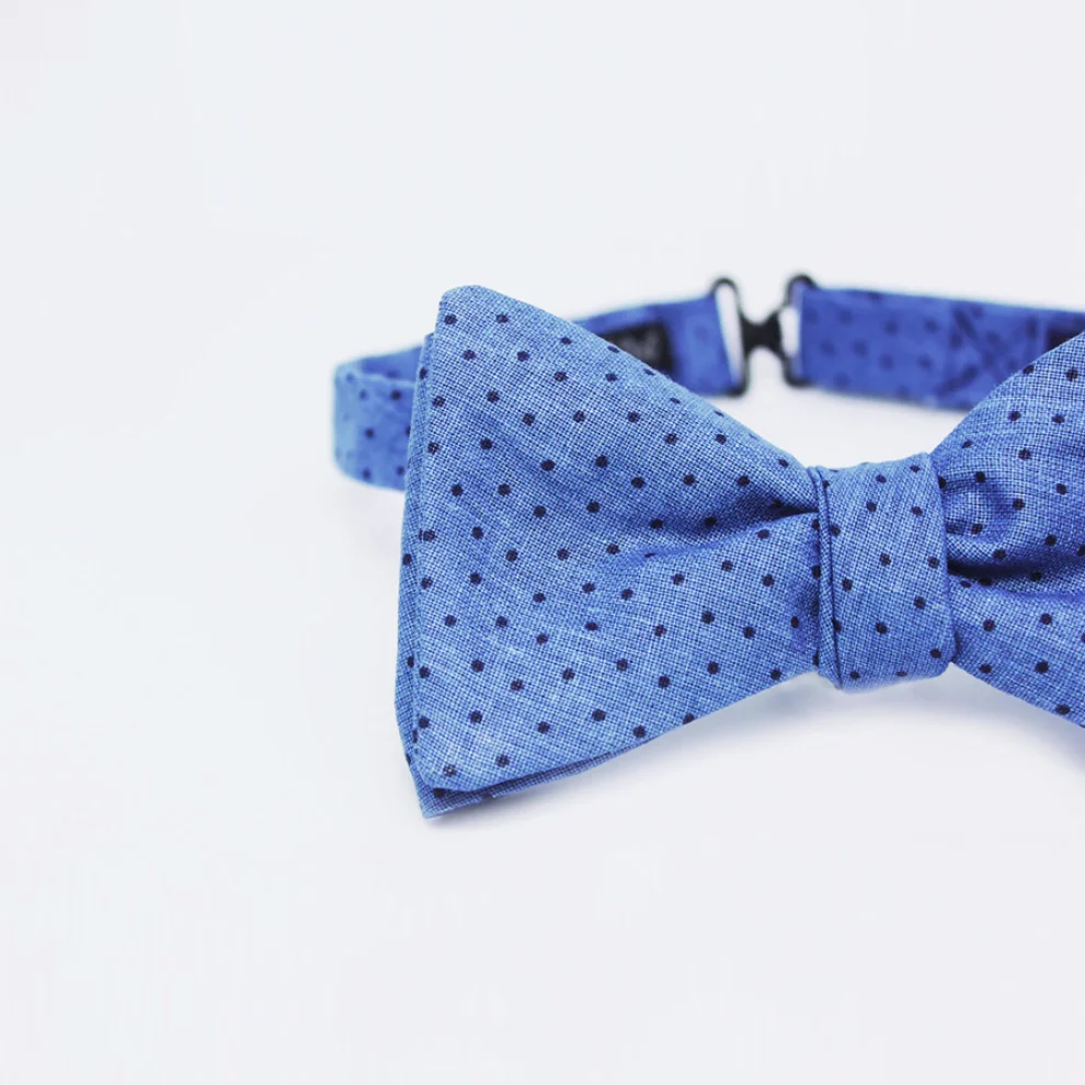 Moris - Arctic Butterfly Self Tie Bow Tie