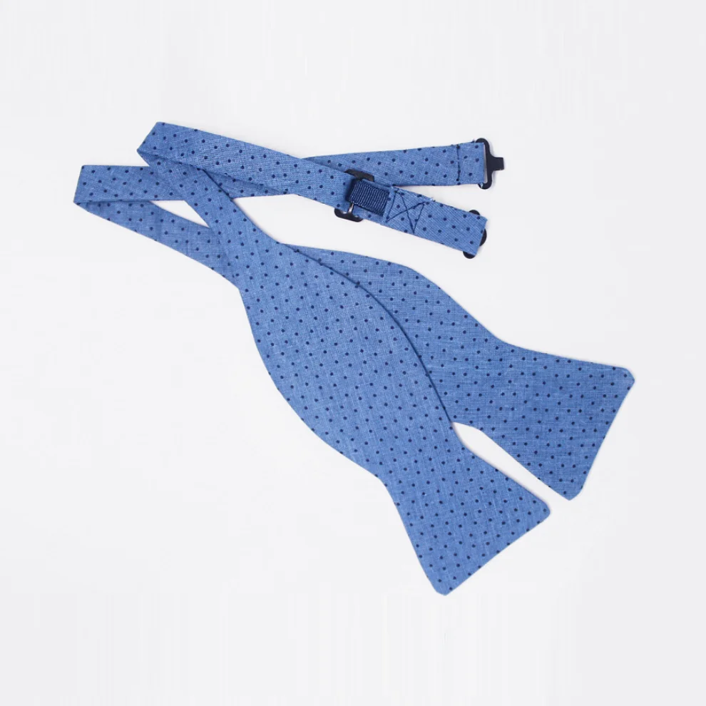 Moris - Arctic Butterfly Self Tie Bow Tie