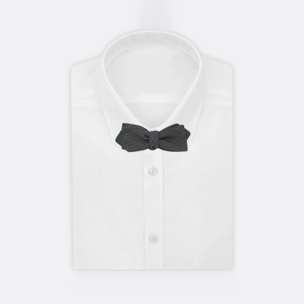 Moris - Gloss Gray Diamond  Self Tie Bow Tie