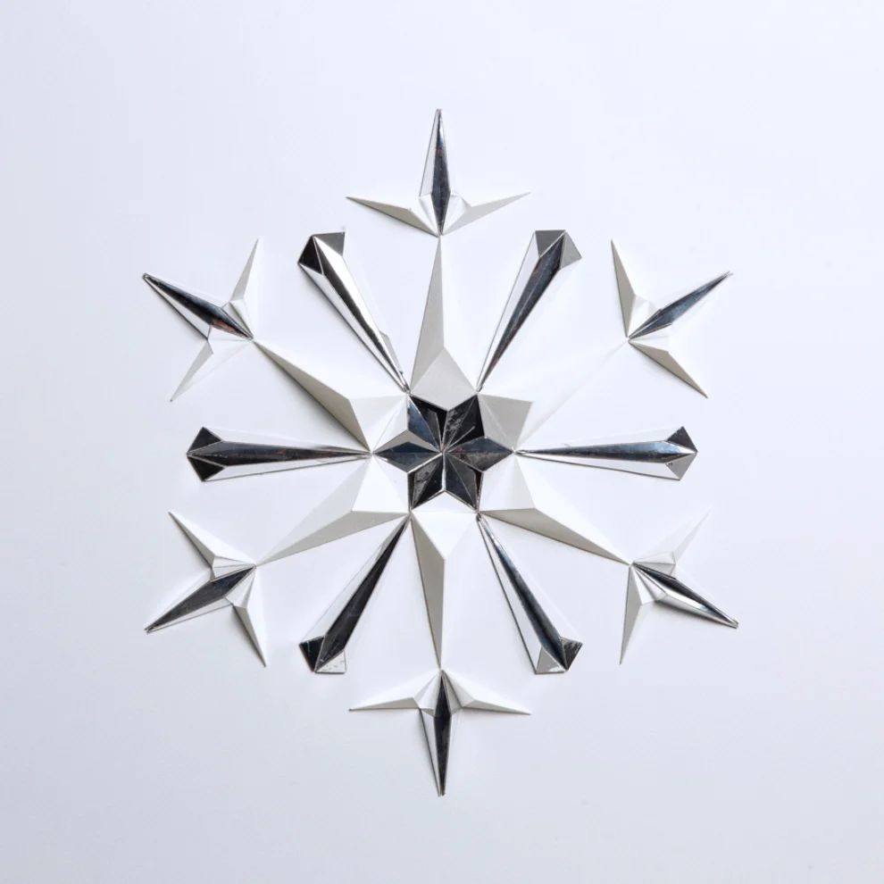 Paperpan	 - Snowflake Artwork