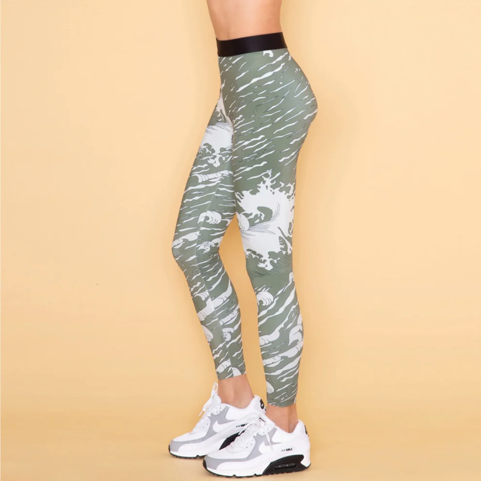 Hug the Moon - Wendy Wave Leggings