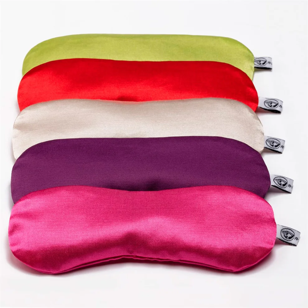 Nui Yoga - Red Lavender Eye Pillow