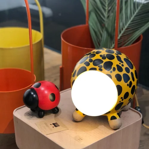 studiotimtim - Podgy Statuette Ladybug