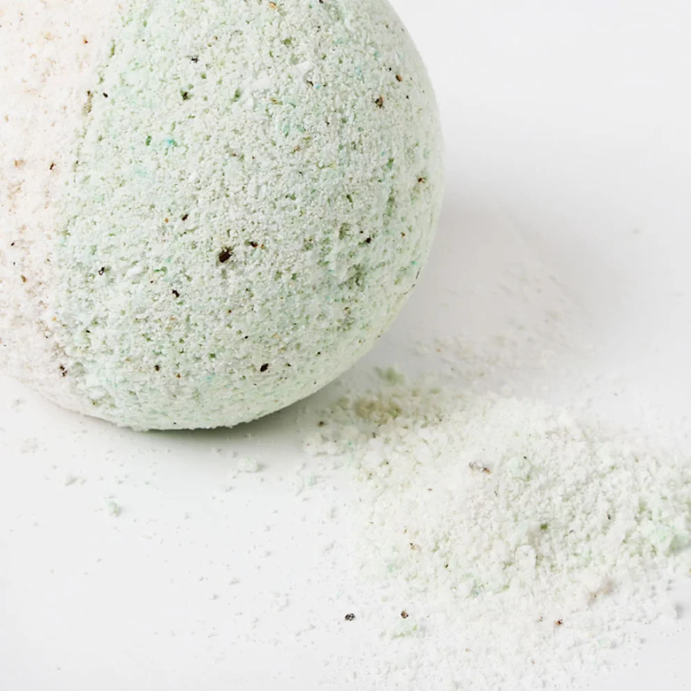 Bold&Goodly - Mimosa Bath Bomb