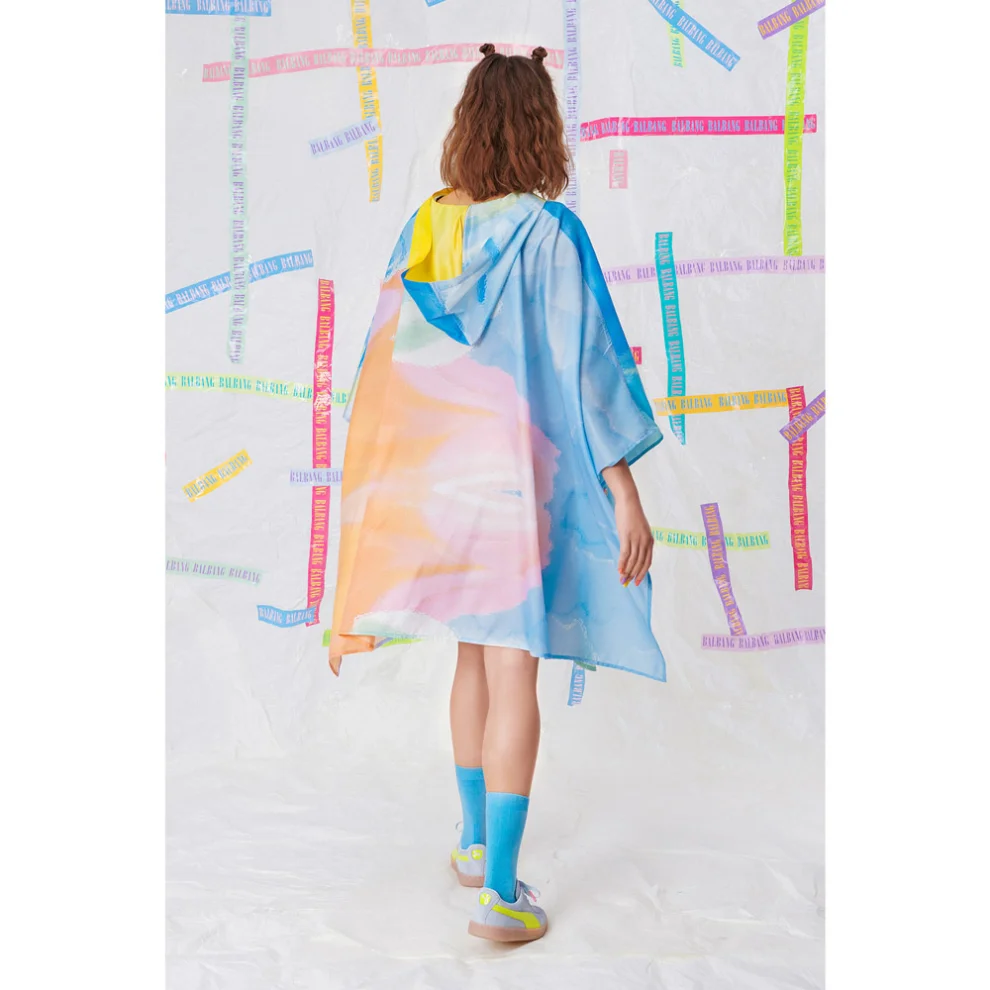 Balbang - Dream A Little Dream Raincoat Look 02