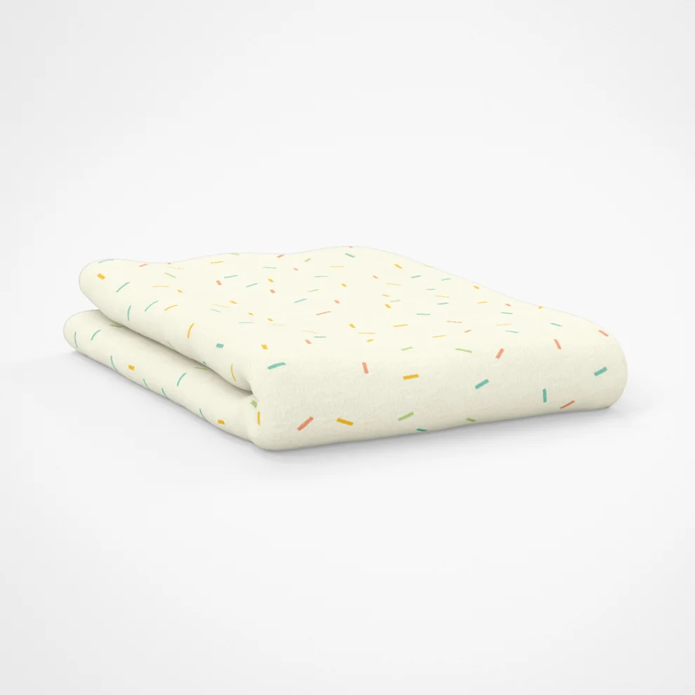 Happy Folks - Confetti Rain Fitted Cot Sheet