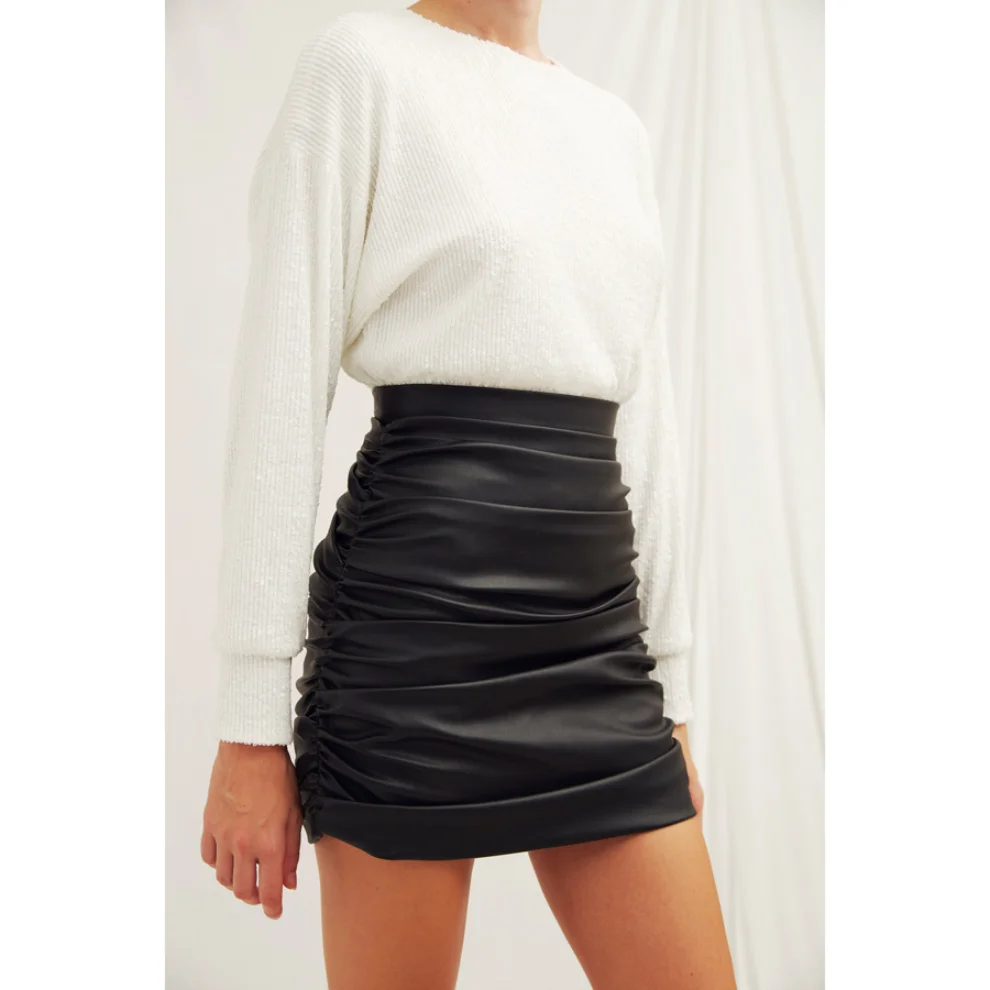 Nazlı Ceren - Chels Vegan Leather Mini Skirt