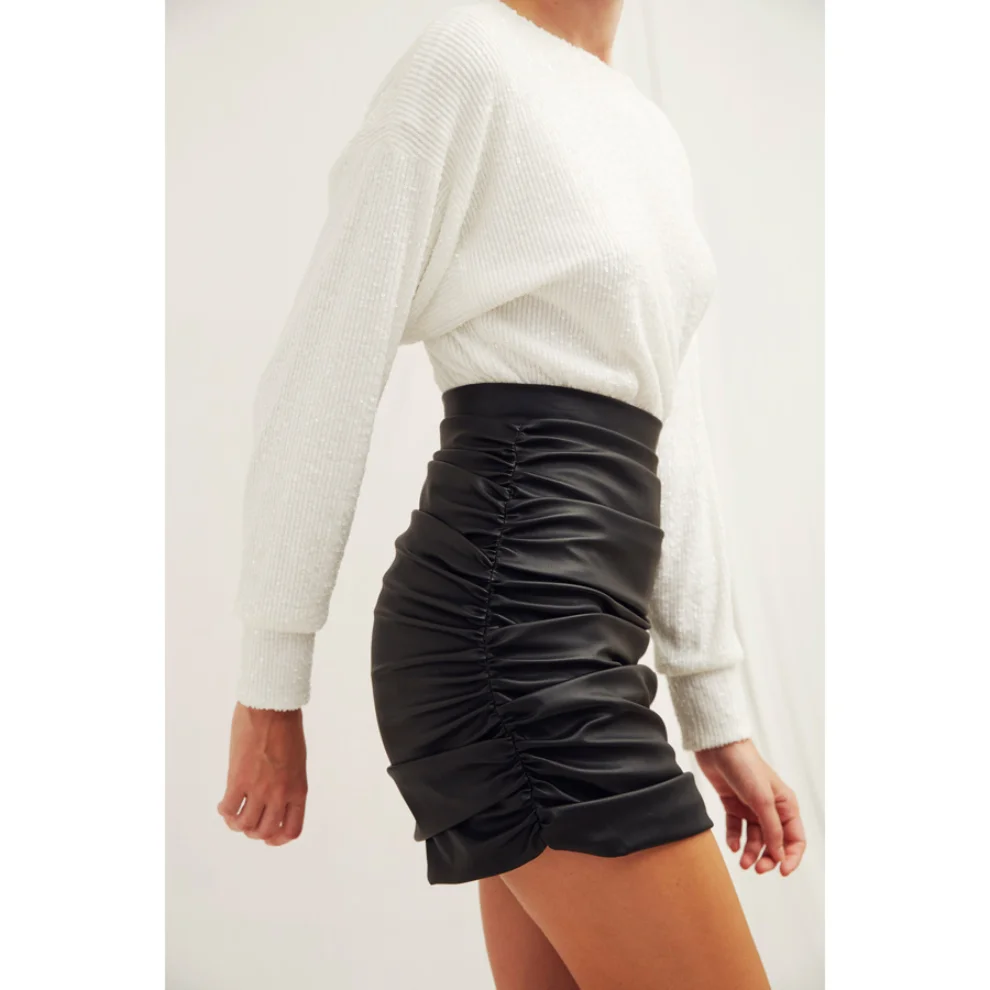 Nazlı Ceren - Chels Vegan Leather Mini Skirt