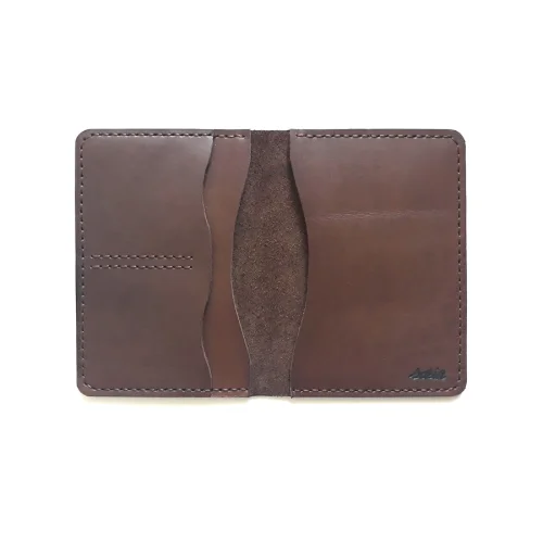 Sakin Leather	 - Brown Passport Holder