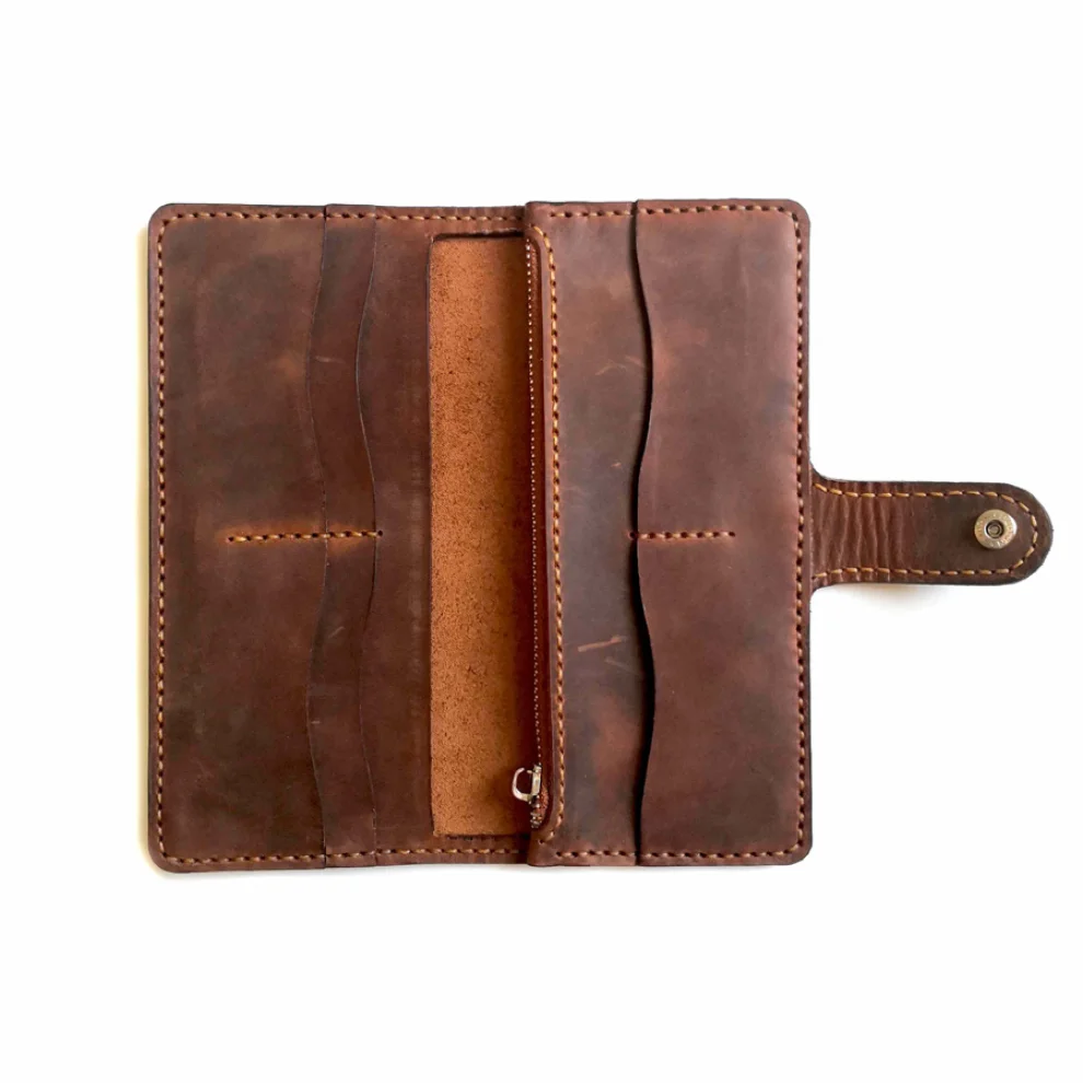 Sakin Leather	 - Brown Maxi Wallet With Snaps