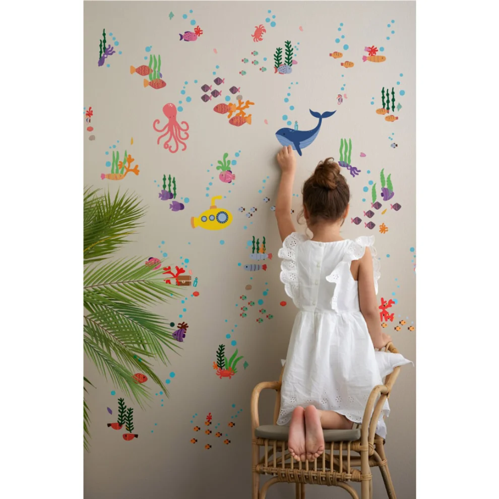 Figg - Underwater Love Wall Sticker