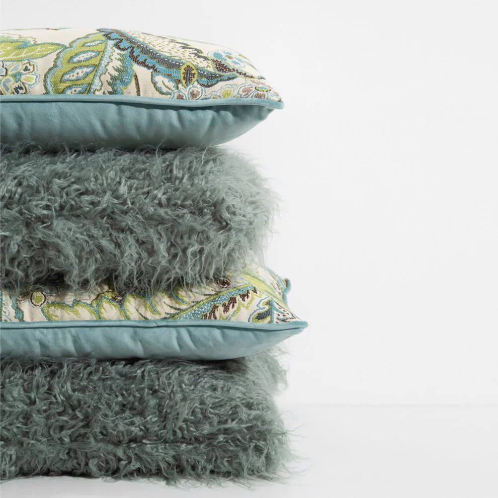 Alpaq Studio - Faux Fur Rectangle Cushion