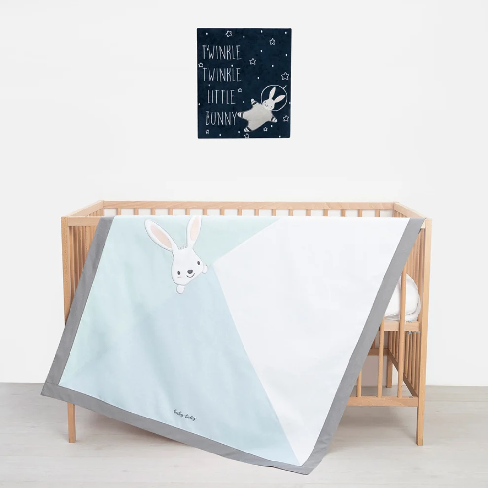 BabyTales - Triangle Bedspread