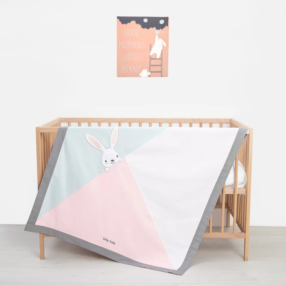 BabyTales - Triangle Bedspread