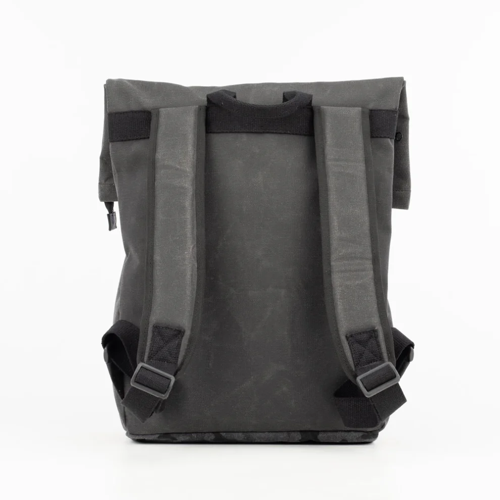 Design Studio Store - Discovery Backpack