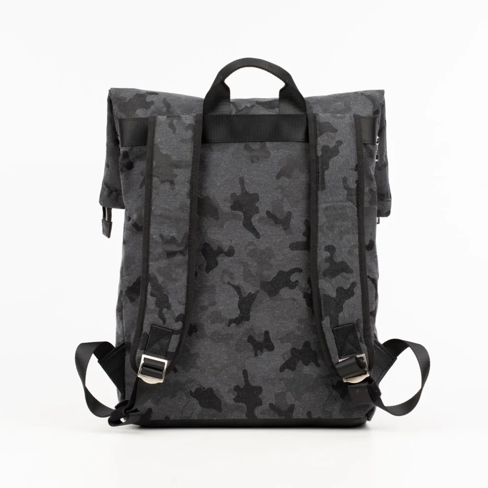 Design Studio Store - Discovery Backpack