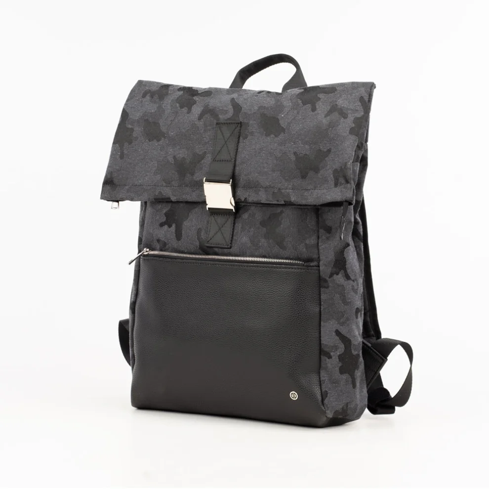 Design Studio Store - Discovery Backpack