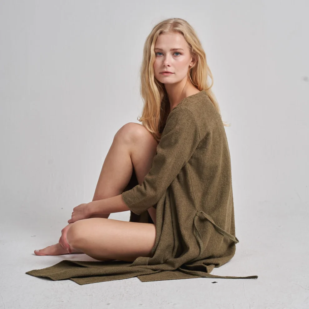 Diza Gabo - Towel Cover Up Woods