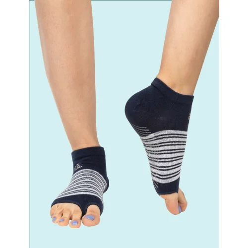 One Two Sock - Fingerless Yoga Plates Socks