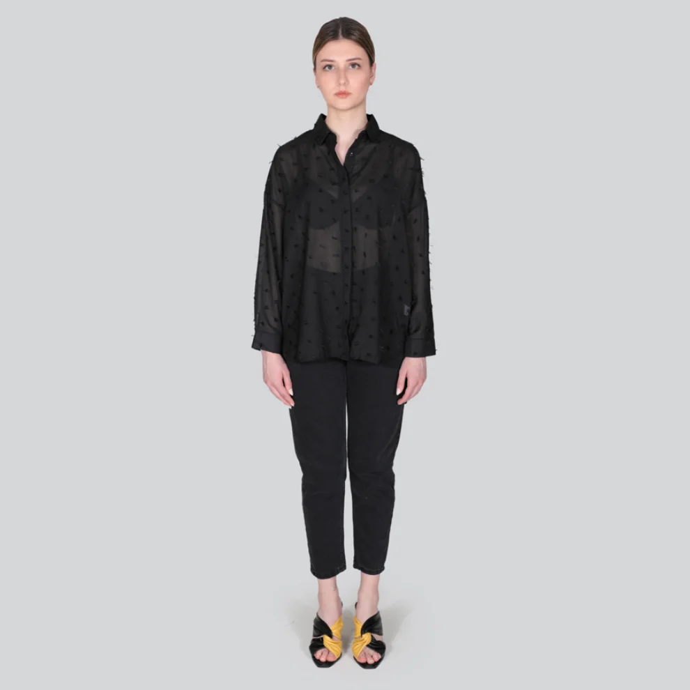 Gardrop Studio 900 - Black Tulle Shirt