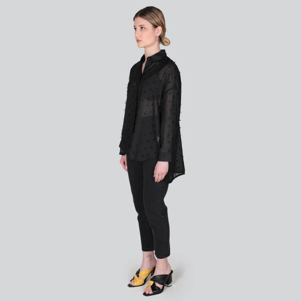 Gardrop Studio 900 - Black Tulle Shirt