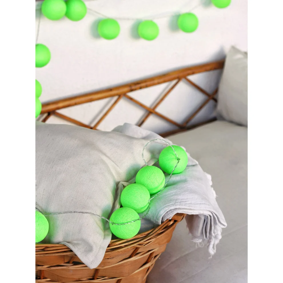 Boule De Petite - Neon Green Lamp