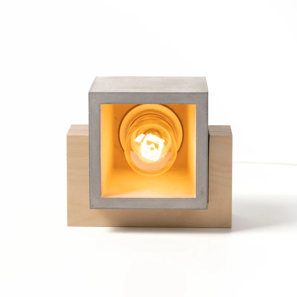 Womodesign - Concrete & Wood Table Lamp