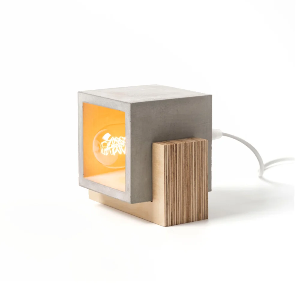 Womodesign - Concrete & Wood Table Lamp