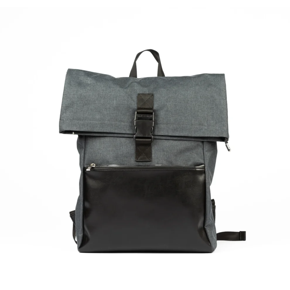 Design Studio Store - DD Discovery Backpack