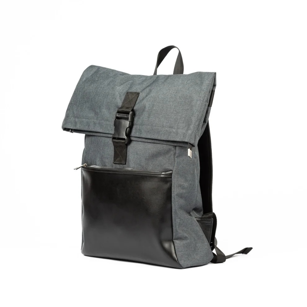 Design Studio Store - DD Discovery Backpack