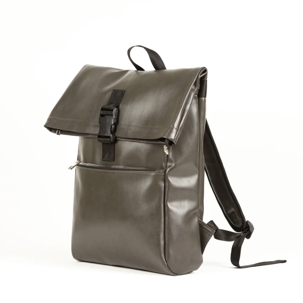 Design Studio Store - DD Discovery Backpack - II