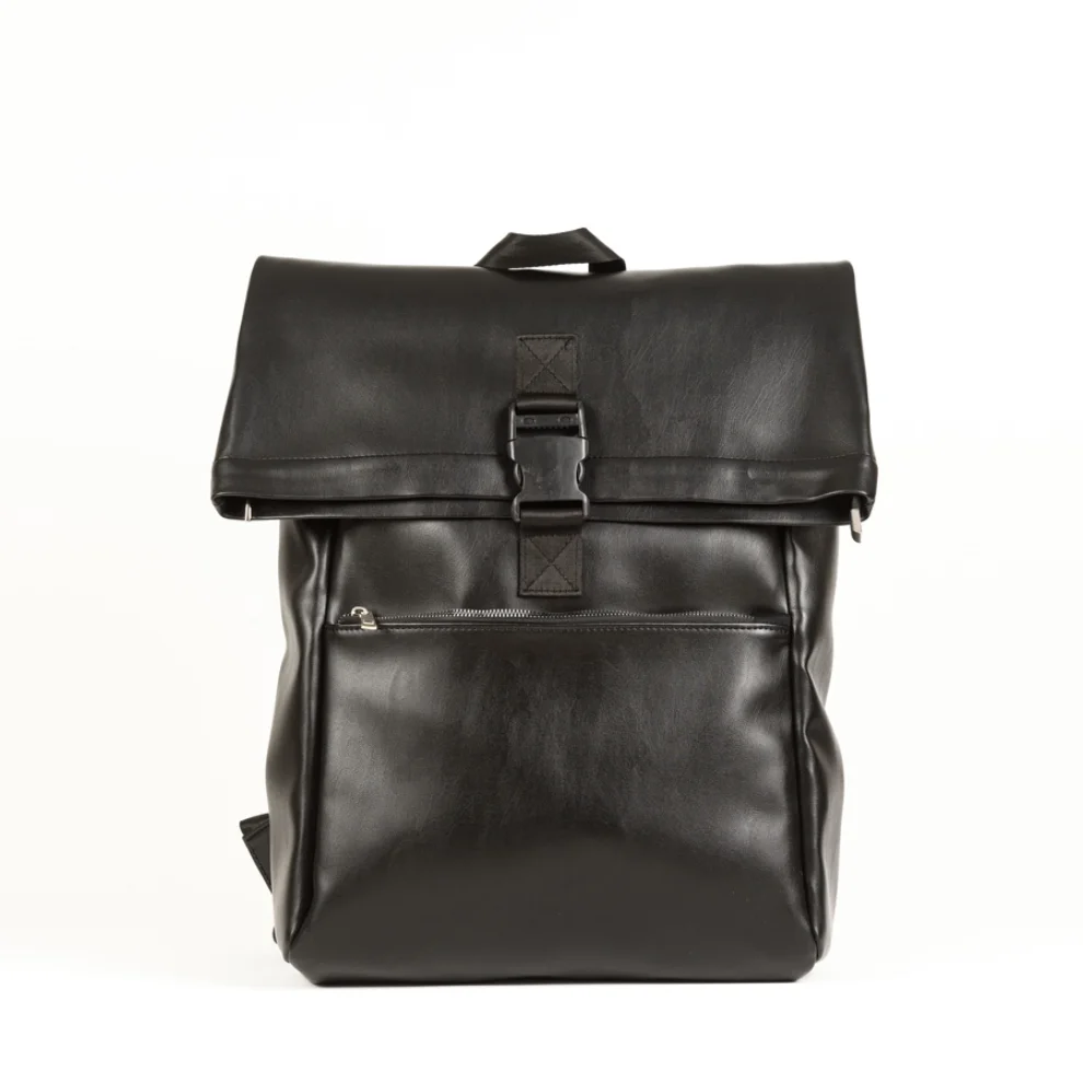 Design Studio Store - DD Discovery Backpack - II