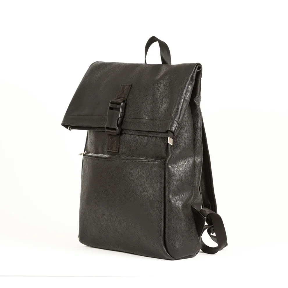 Design Studio Store - DD Discovery Backpack - III