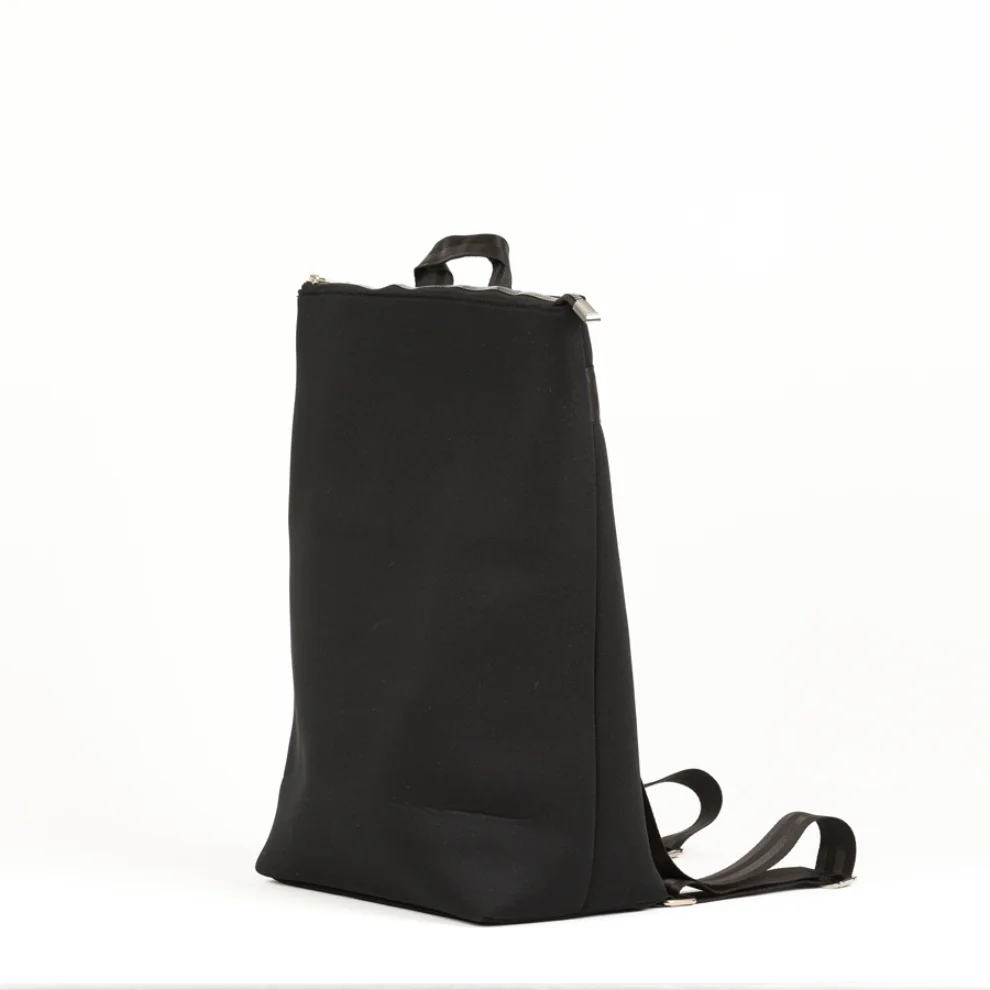 Design Studio Store - DD Minimal City Backpack