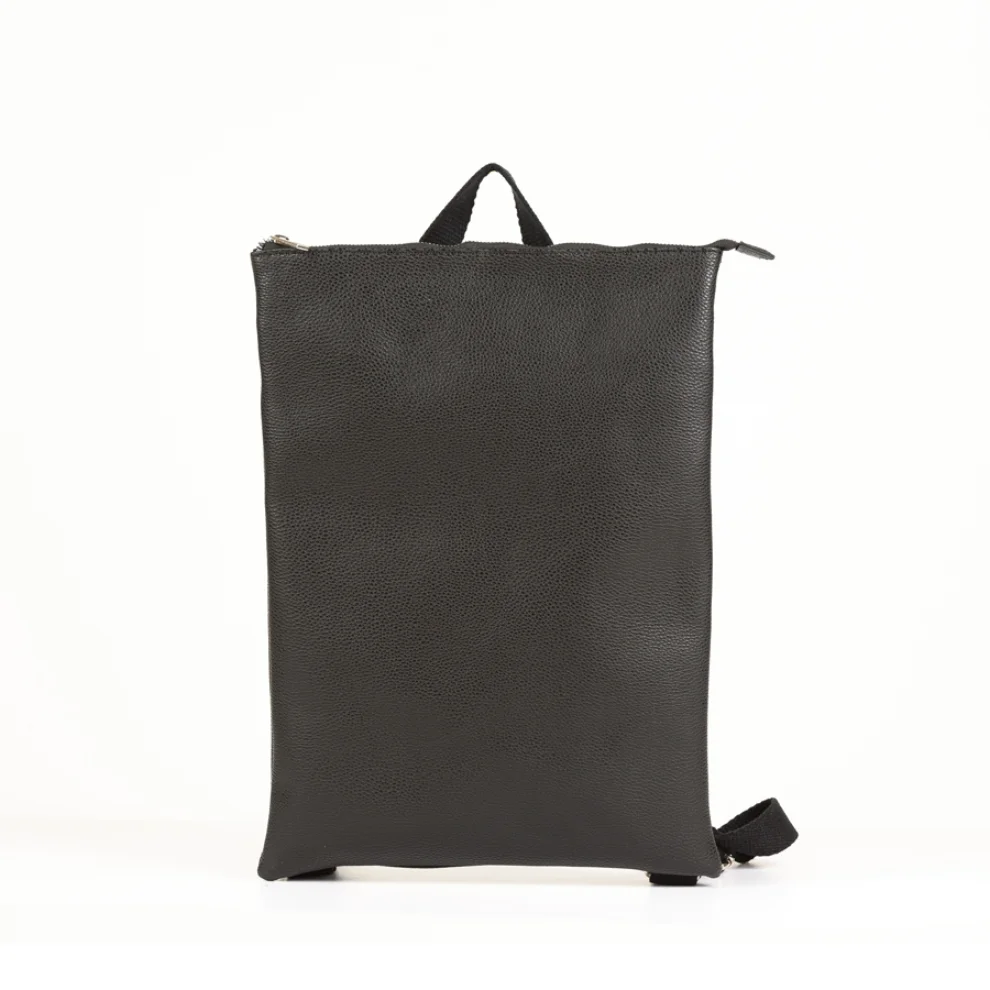 Design Studio Store - DD Minimal Business Backpack - V