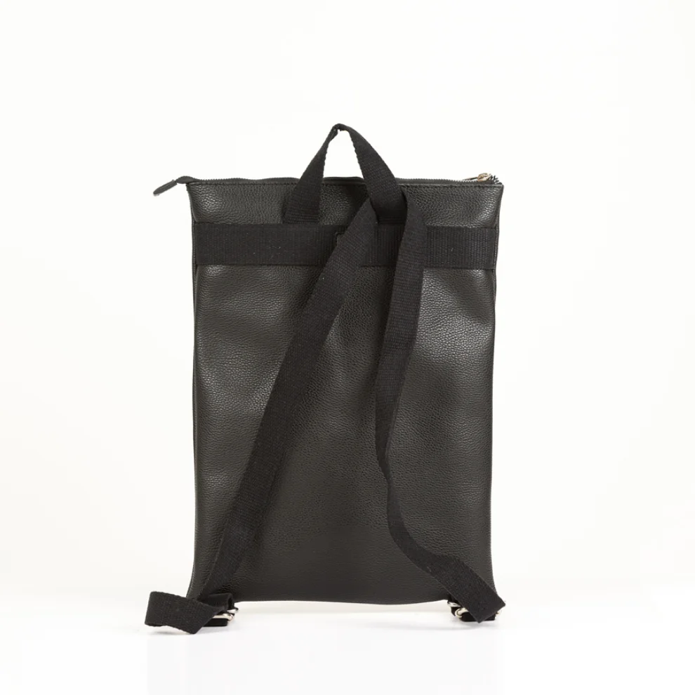 Design Studio Store - DD Minimal Business Backpack - V