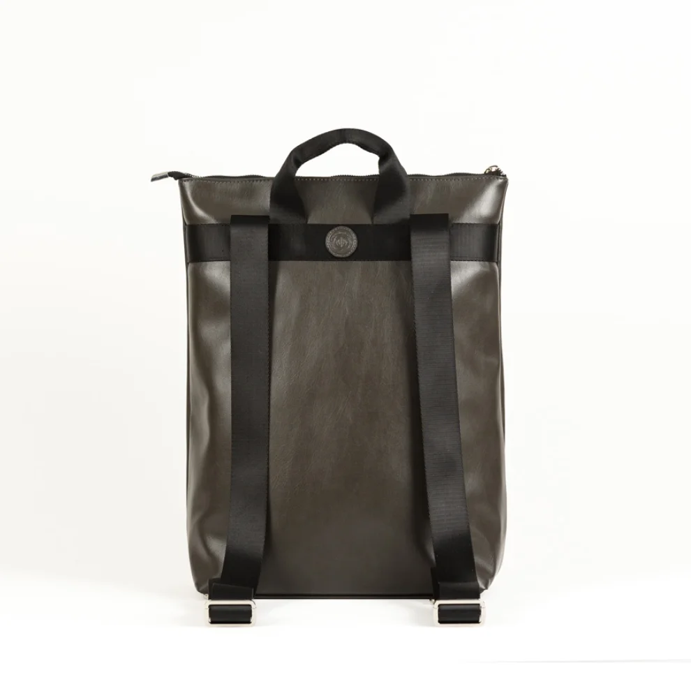 Design Studio Store - DD Minimal City Backpack - II