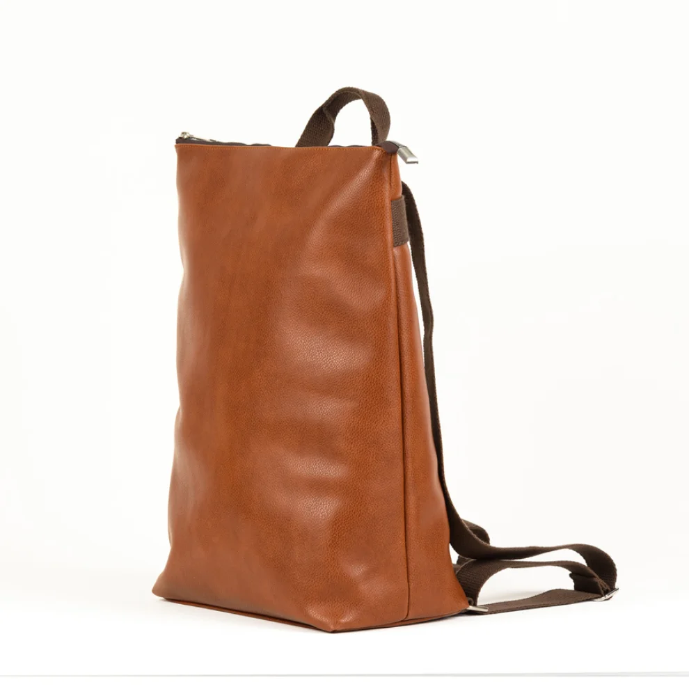 Design Studio Store - DD Minimal City Backpack - II