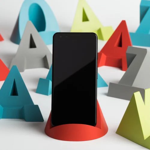 Kazoo - A Letter Phone Stand