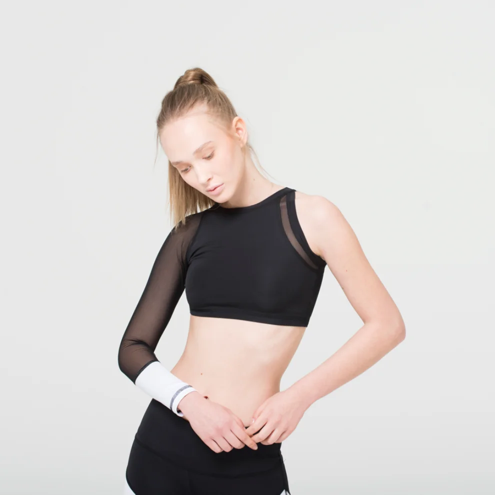 Ryder Act - Tek Kol Uzun Tül Detaylı Crop Top