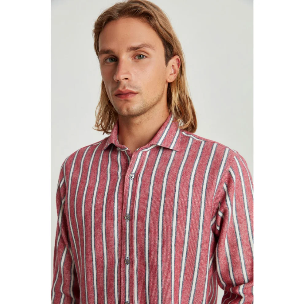 Fok - Thick Men Shirt