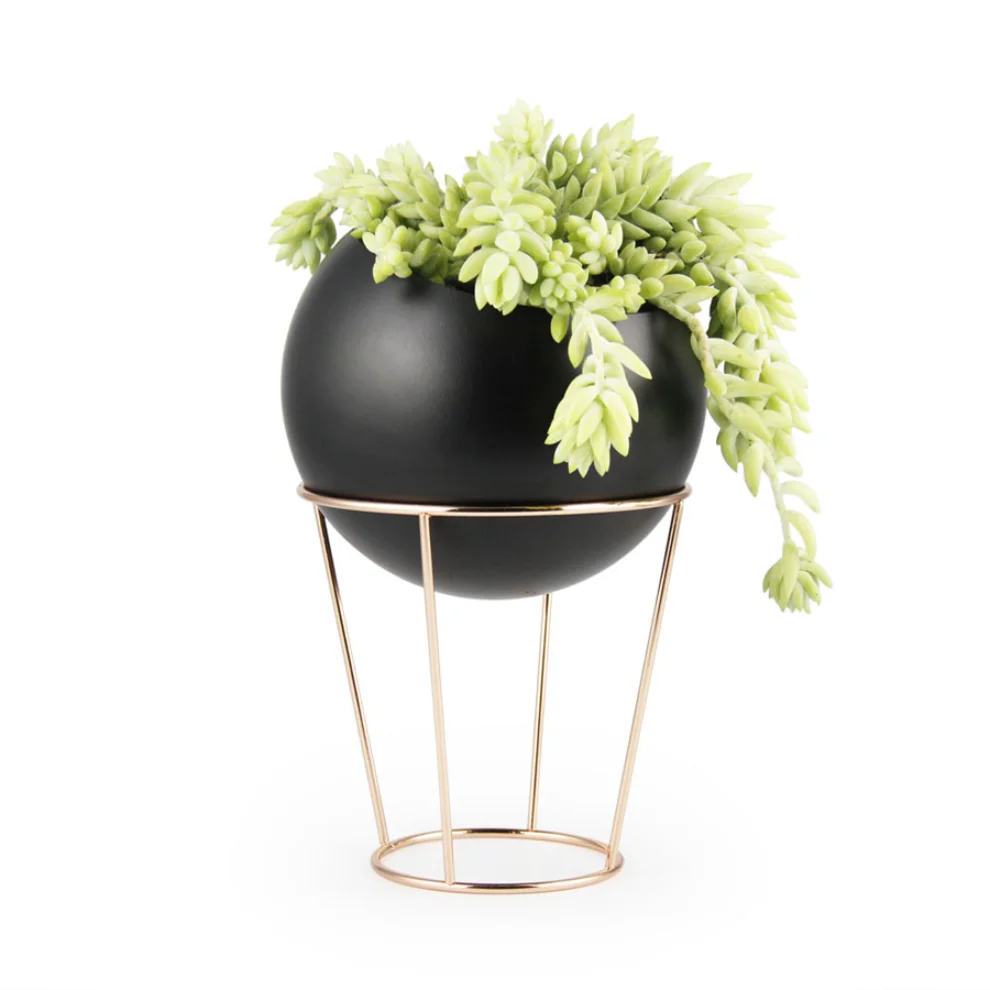 Coho Objet	 - Stil Maxi Flower Pot with Copper Stand