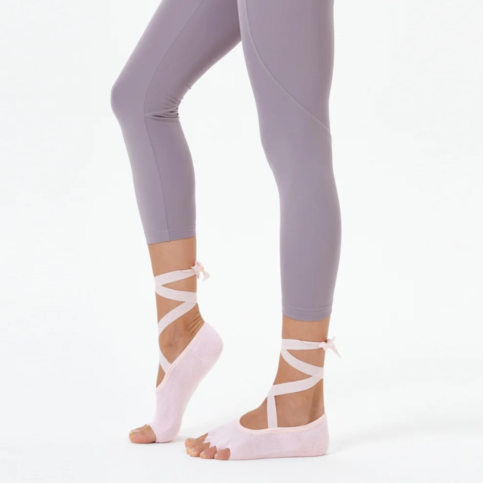 Nui Yoga - Strappy Yoga & Pilates Sock