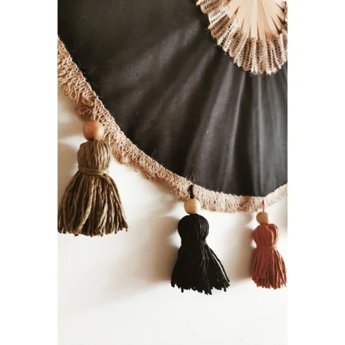 Macramulier - Multi color Tassels Wall Fan