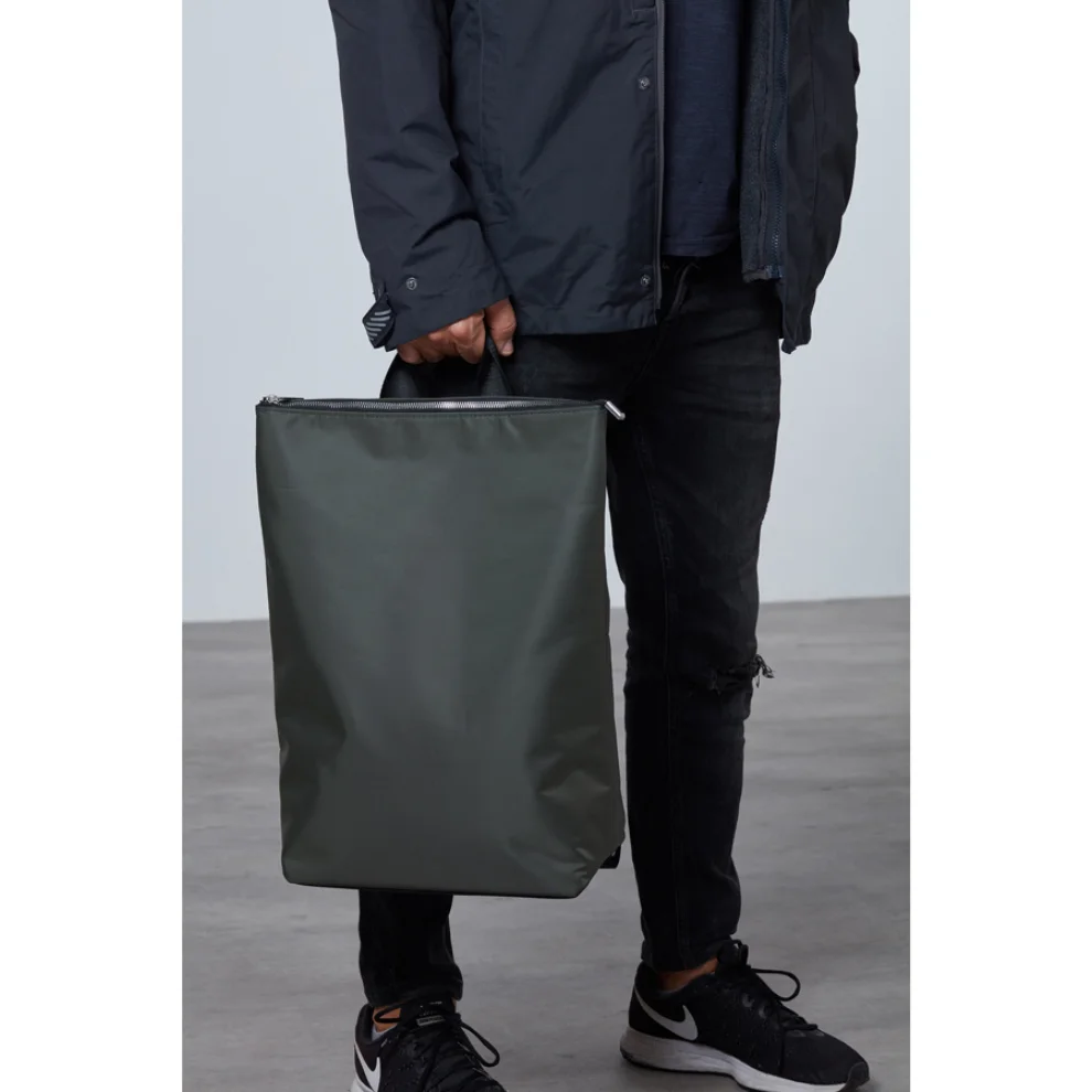 Design Studio Store - DD Minimal City Backpack