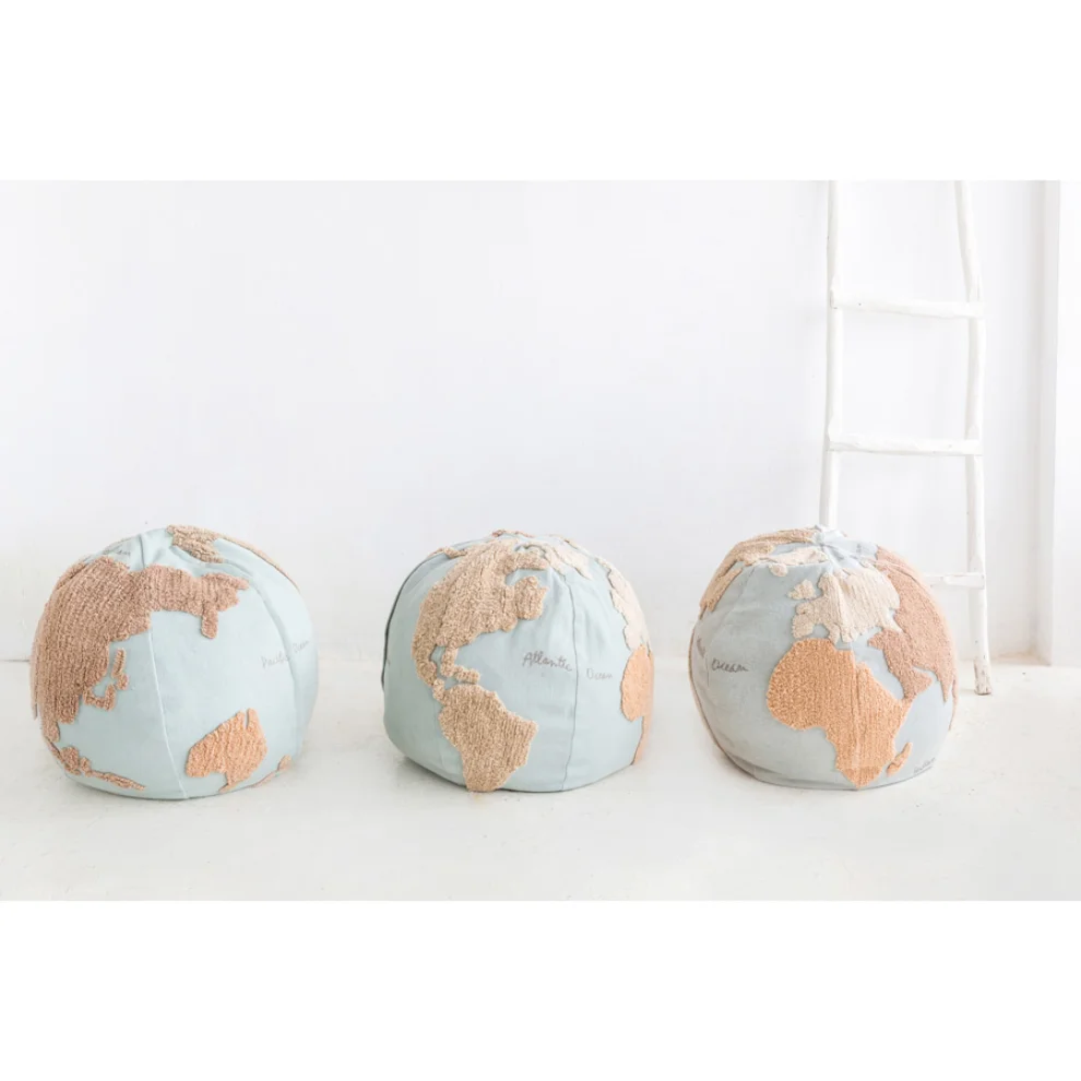 Lorena Canals	 - World Map Puff